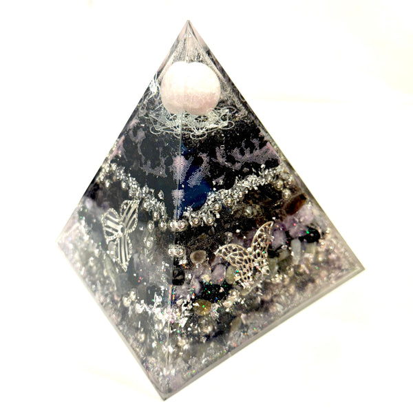 15cm Pyramid Orgonite - The Guardian of the Spirit