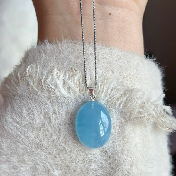 Aquamarine Oval Necklace