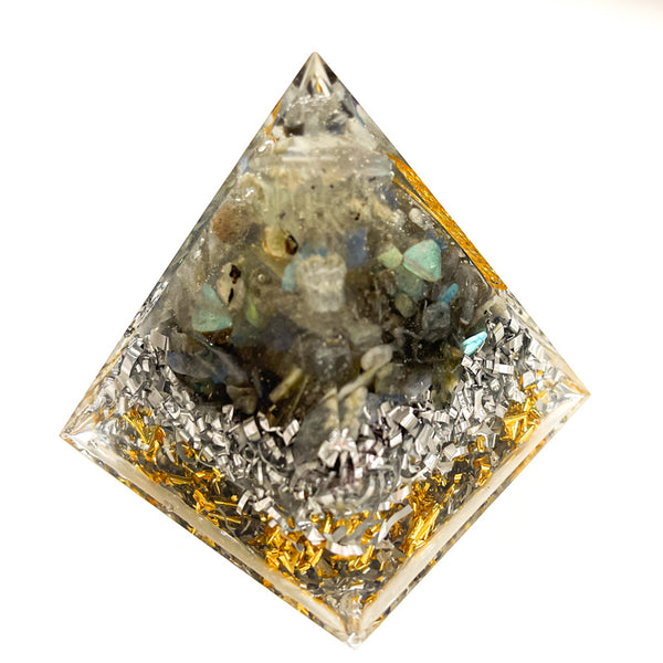 Pyramid Orgonite | Labradorite | All Chakras