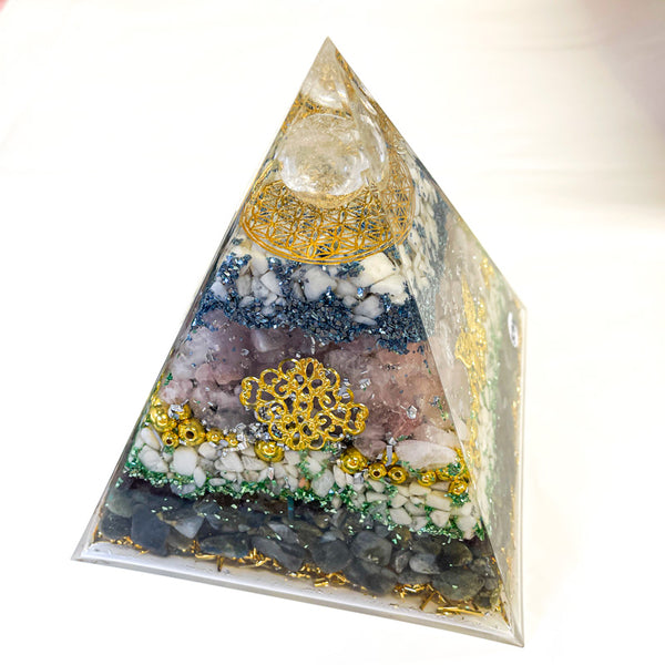 15cm Large Pyramid Orgonite | Clear Quartz, Rose Quartz, Labradorite