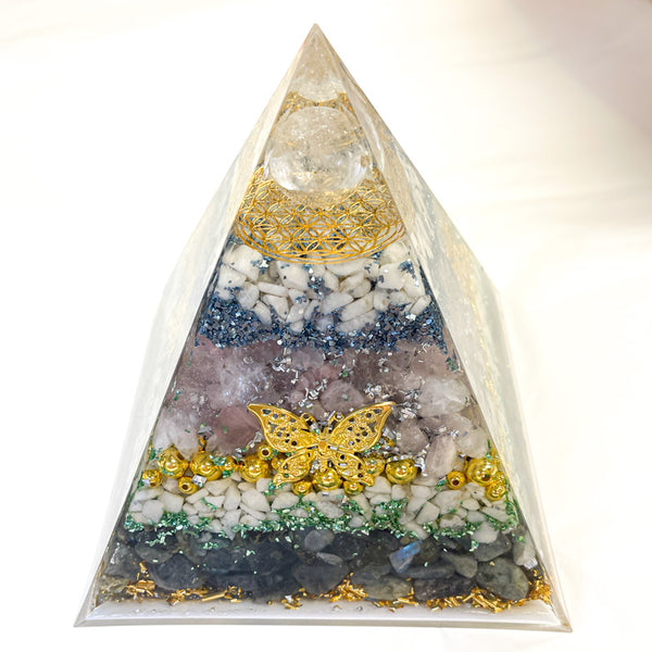 15cm Large Pyramid Orgonite | Clear Quartz, Rose Quartz, Labradorite