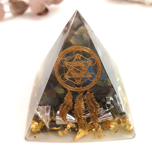 Pyramid Orgonite | Labradorite | All Chakras